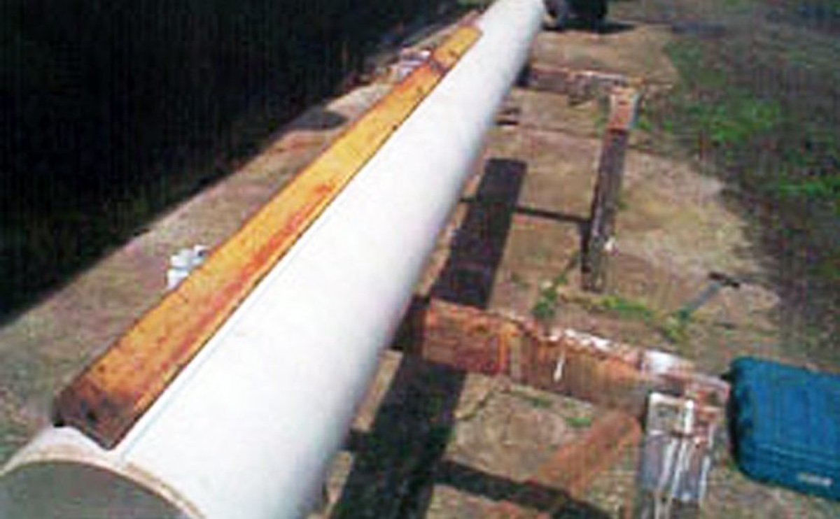 How to Make A Homemade Sheep Feeding Trough For the Pasture